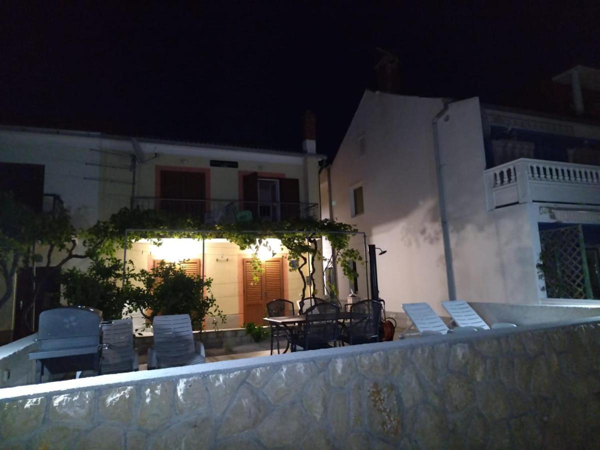 Apartmani Katarina Barbat na Rabu Exterior photo