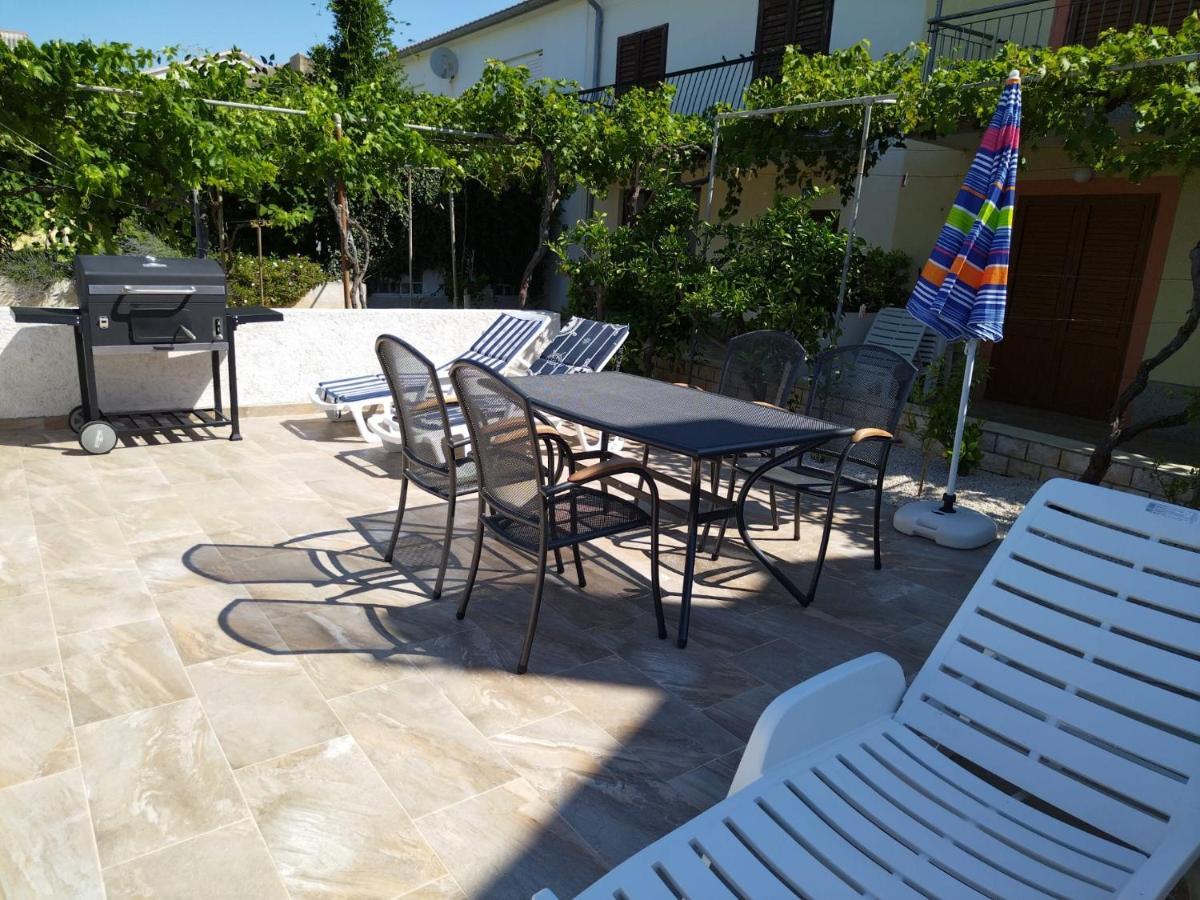Apartmani Katarina Barbat na Rabu Exterior photo